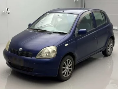 Toyota VITZ  с аукциона в Японии