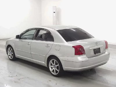 Toyota AVENSIS SEDAN