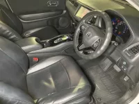 Honda VEZEL лот № 30067 оценка 4  с аукциона в Японии 2