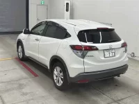 Honda VEZEL лот № 30067 оценка 4  с аукциона в Японии 1