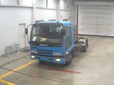 Isuzu FORWARD  с аукциона в Японии