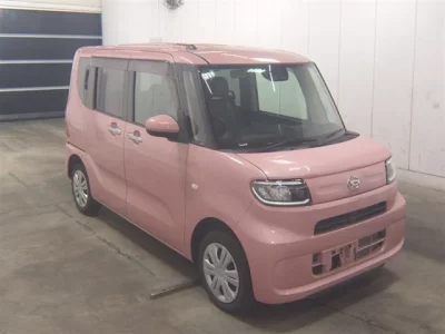 Daihatsu TANTO  с аукциона в Японии