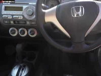 Honda FIT лот № 6027 оценка 4  с аукциона в Японии 5