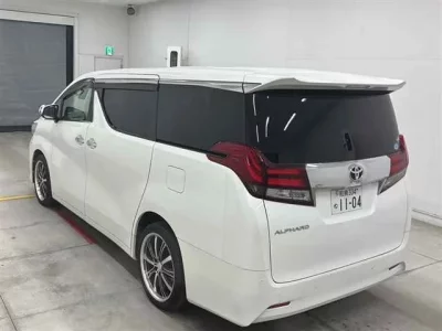 Toyota ALPHARD  с аукциона в Японии