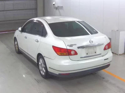 Nissan SYLPHY  с аукциона в Японии