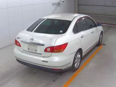 Nissan SYLPHY  с аукциона в Японии