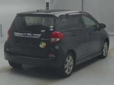 Subaru TREZIA  с аукциона в Японии