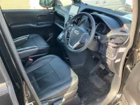 Toyota NOAH лот № 30079 оценка R  с аукциона в Японии 2