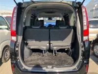 Toyota NOAH лот № 30079 оценка R  с аукциона в Японии 9