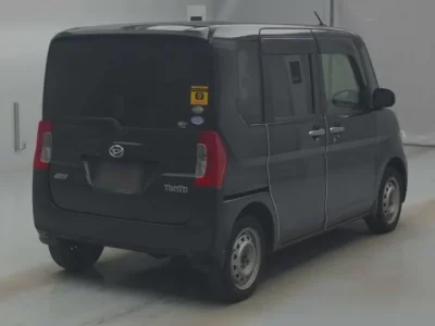 Daihatsu TANTO  с аукциона в Японии