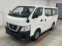 Nissan CARAVAN VAN лот № 30082 оценка 3.5  с аукциона в Японии 3
