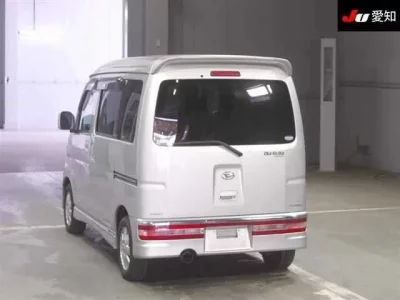 Daihatsu Atrai Wagon  с аукциона в Японии