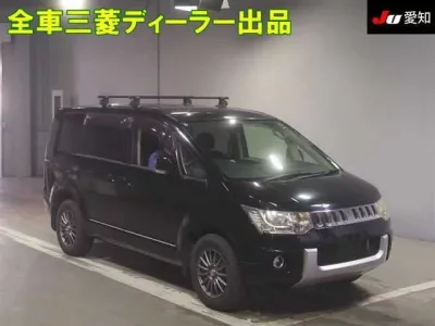 Mitsubishi DELICA D5  с аукциона в Японии