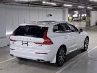 Volvo XC60 лот № 330 оценка 4  с аукциона в Японии 1