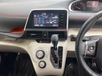 Toyota SIENTA лот № 30088 оценка 4  с аукциона в Японии 7