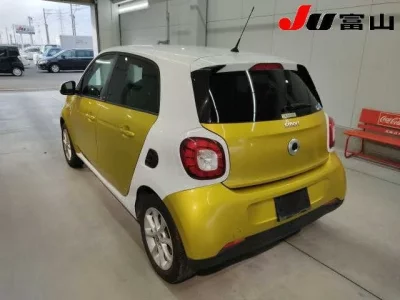 Smart FORFOUR  с аукциона в Японии