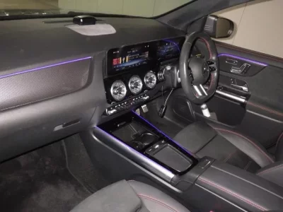 Mercedes-Benz GLA CLASS