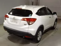 Honda VEZEL лот № 6037 оценка 4  с аукциона в Японии 1