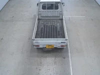 Daihatsu HIJET TRUCK лот № 1076 оценка 3  с аукциона в Японии 2