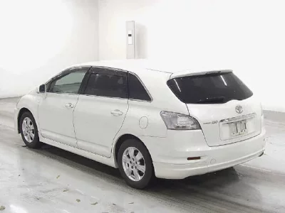 Toyota MARK X ZIO  с аукциона в Японии