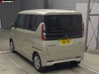Mitsubishi EK SPACE  с аукциона в Японии