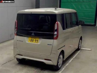 Mitsubishi EK SPACE  с аукциона в Японии