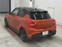 Suzuki SWIFT лот № 30103 оценка 4  с аукциона в Японии 1