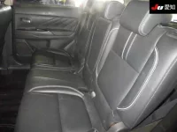 Mitsubishi OUTLANDER PHEV лот № 71069 оценка 4  с аукциона в Японии 3