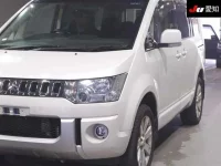 Mitsubishi DELICA D5 лот № 71070 оценка 3.5  с аукциона в Японии 6