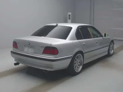 BMW 7-Series  с аукциона в Японии