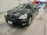 Toyota CROWN лот № 3044 оценка 3.5  с аукциона в Японии 3