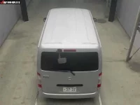 Mazda BONGO VAN лот № 6072 оценка 5  с аукциона в Японии 4