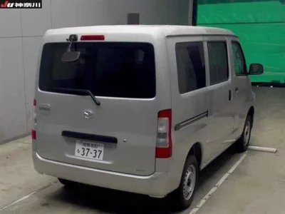Mazda BONGO VAN  с аукциона в Японии