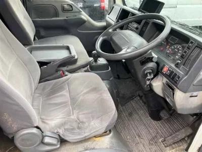 Isuzu ELF  с аукциона в Японии