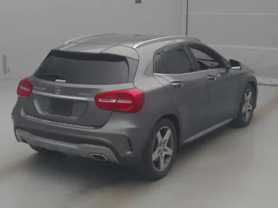 Mercedes-Benz GLA CLASS