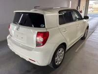 Toyota IST лот № 50028 оценка 4  с аукциона в Японии 1