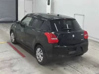 Suzuki SWIFT лот № 30120 оценка 4  с аукциона в Японии 1