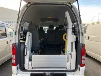 Toyota HIACE VAN лот № 30119 оценка 3.5  с аукциона в Японии 9