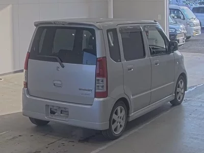 Suzuki WAGON R  с аукциона в Японии