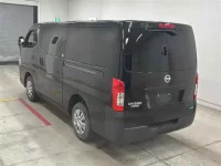 Nissan CARAVAN VAN лот № 30122 оценка 3.5  с аукциона в Японии 1