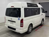 Toyota HIACE VAN лот № 30126 оценка 3.5  с аукциона в Японии 4