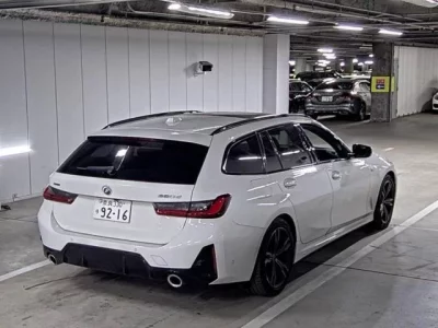 BMW 3-Series  с аукциона в Японии