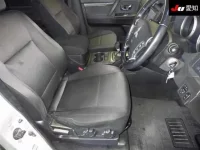 Mitsubishi PAJERO лот № 71090 оценка 4  с аукциона в Японии 5