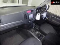 Mitsubishi PAJERO лот № 71090 оценка 4  с аукциона в Японии 2