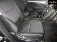 Mitsubishi OUTLANDER лот № 71094 оценка 3.5  с аукциона в Японии 5