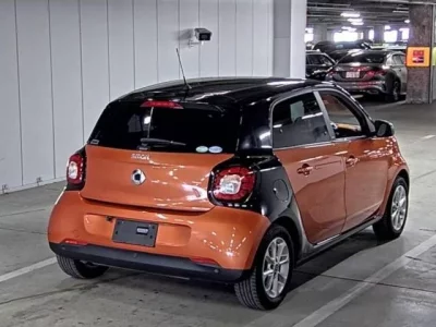 Smart FORFOUR  с аукциона в Японии