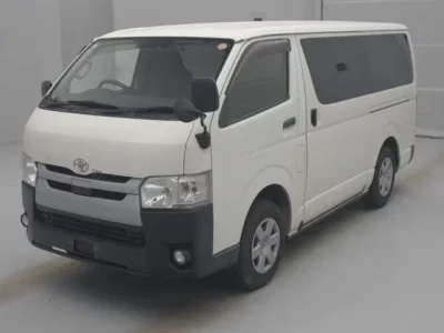 Toyota HIACE VAN  с аукциона в Японии