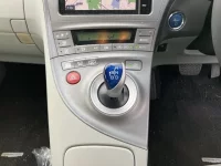 Toyota PRIUS PHV лот № 1409 оценка 3  с аукциона в Японии 4