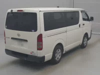 Toyota REGIUS ACE VAN лот № 76017 оценка 3.5  с аукциона в Японии 1