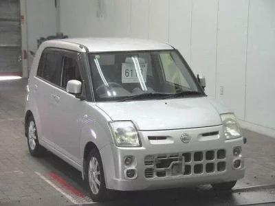 Nissan PINO